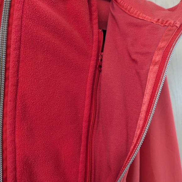 Lululemon Jacket - Picture 5 of 8